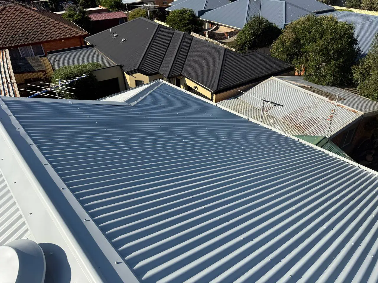 Colorbond metal roof after restoration and resealing, Melbourne — project 8